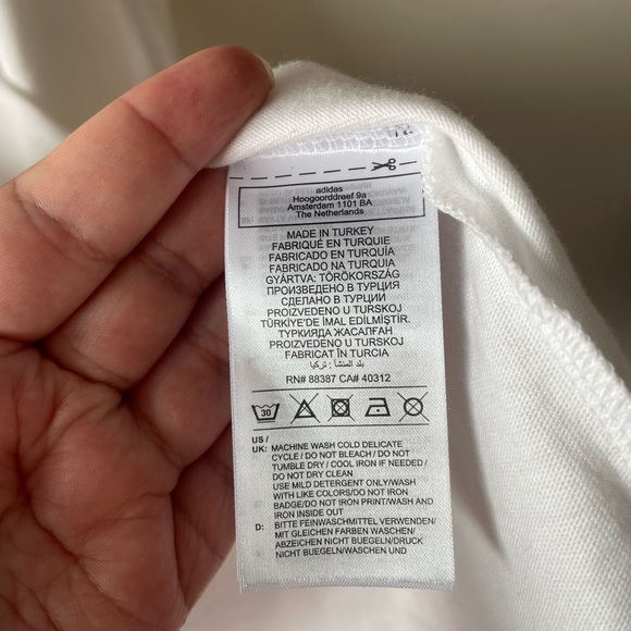 NWT• ADIDAS Original Graphic T-Shirt Dress•Rare - Picture 8 of 8